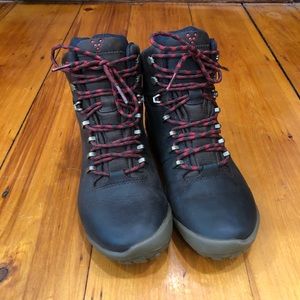 Vivobarefoot Tracker II FG barefoot hiking boot
